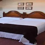 Cabeza Szálloda 2*