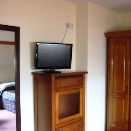 Cabeza Otel 2*
