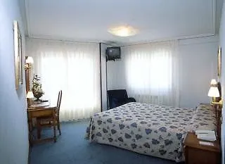 Cabeza Hotel Noreña